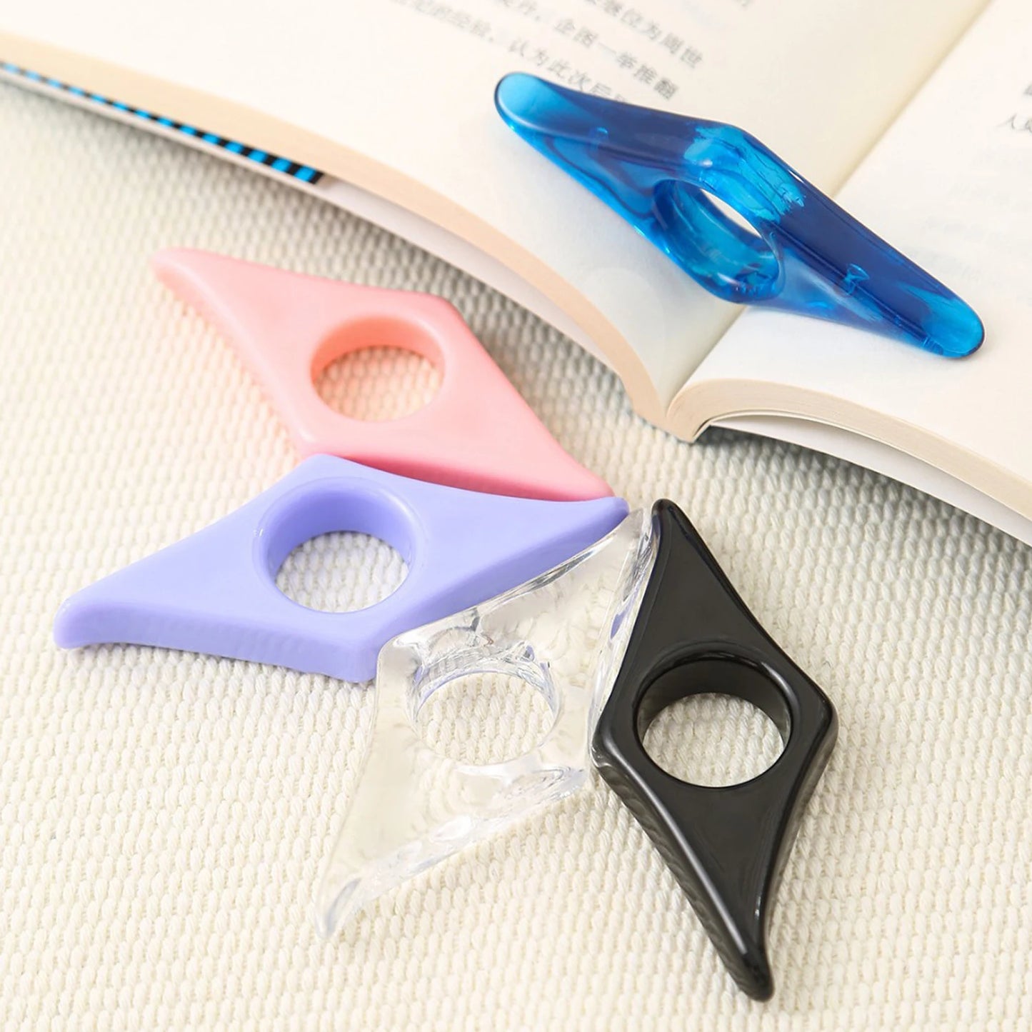 PageEase Thumb Holder